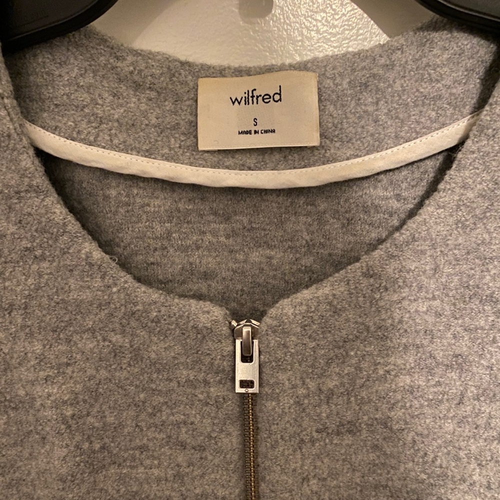 Aritzia coat - Picture 1 of 2